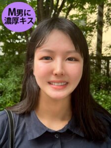 M男が街中で女性に声をかけてキスさせてもらう 書店員 りかちゃん